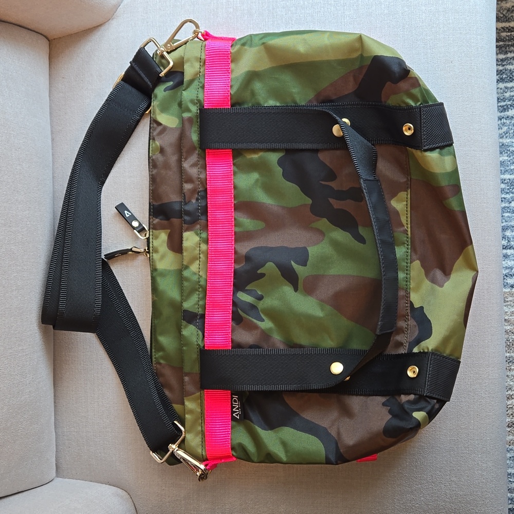 The ANDI Small - Camo Pop Pink